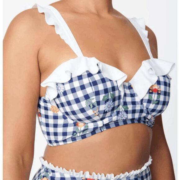 Unique Vintage Plus Size Navy Gingham & Floral Southampton Swim TOP - Picture 1 of 5